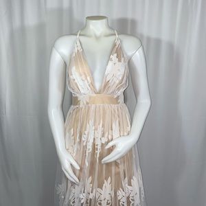 Elegant sheer print maxi dress